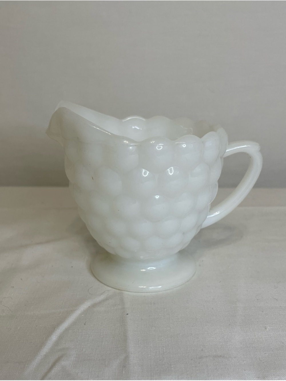 MCM ANCHOR HOCKING Milk Glass Bubble Creamer
